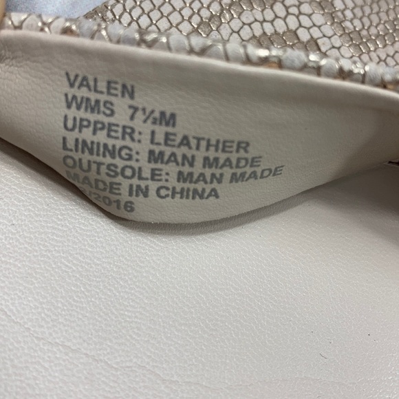 Kenneth Cole New York Valen Gladiator size 7.5 - Picture 4 of 9